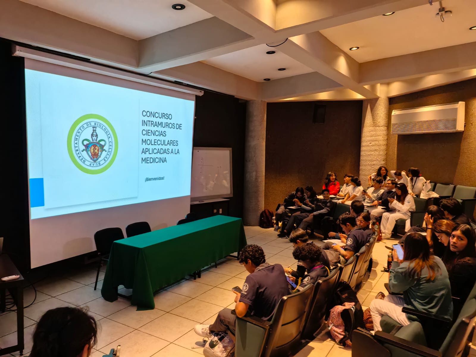Actividad del concurso de conocimientos